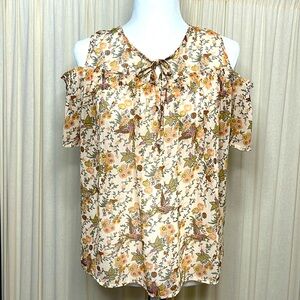 EUC- INDIGO ROSE SHEER FLORAL & BIRD COLD SHOULDER TOP SIZE SMALL